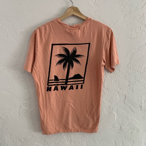 Hawaii H&M Tee Shirt. Women Size XS. - Picture 2 of 2